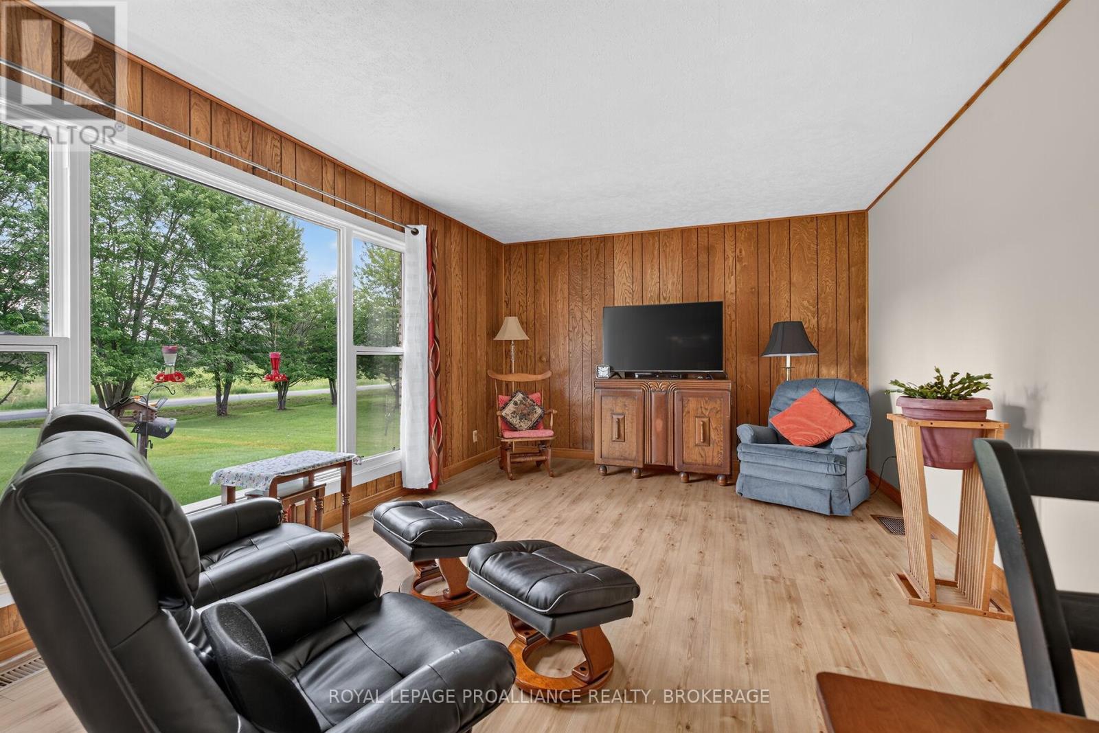 1246 TOWNLINE ROAD - 7