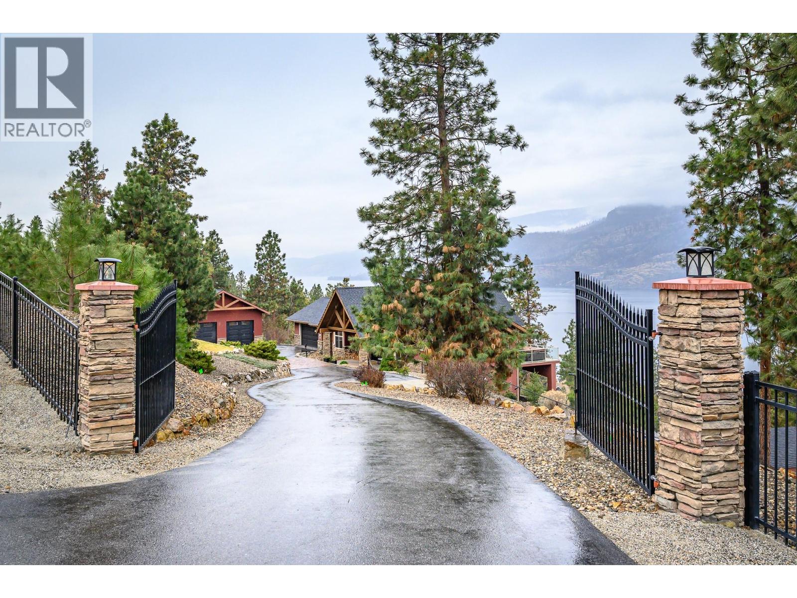 2328 Arthur Court - 4