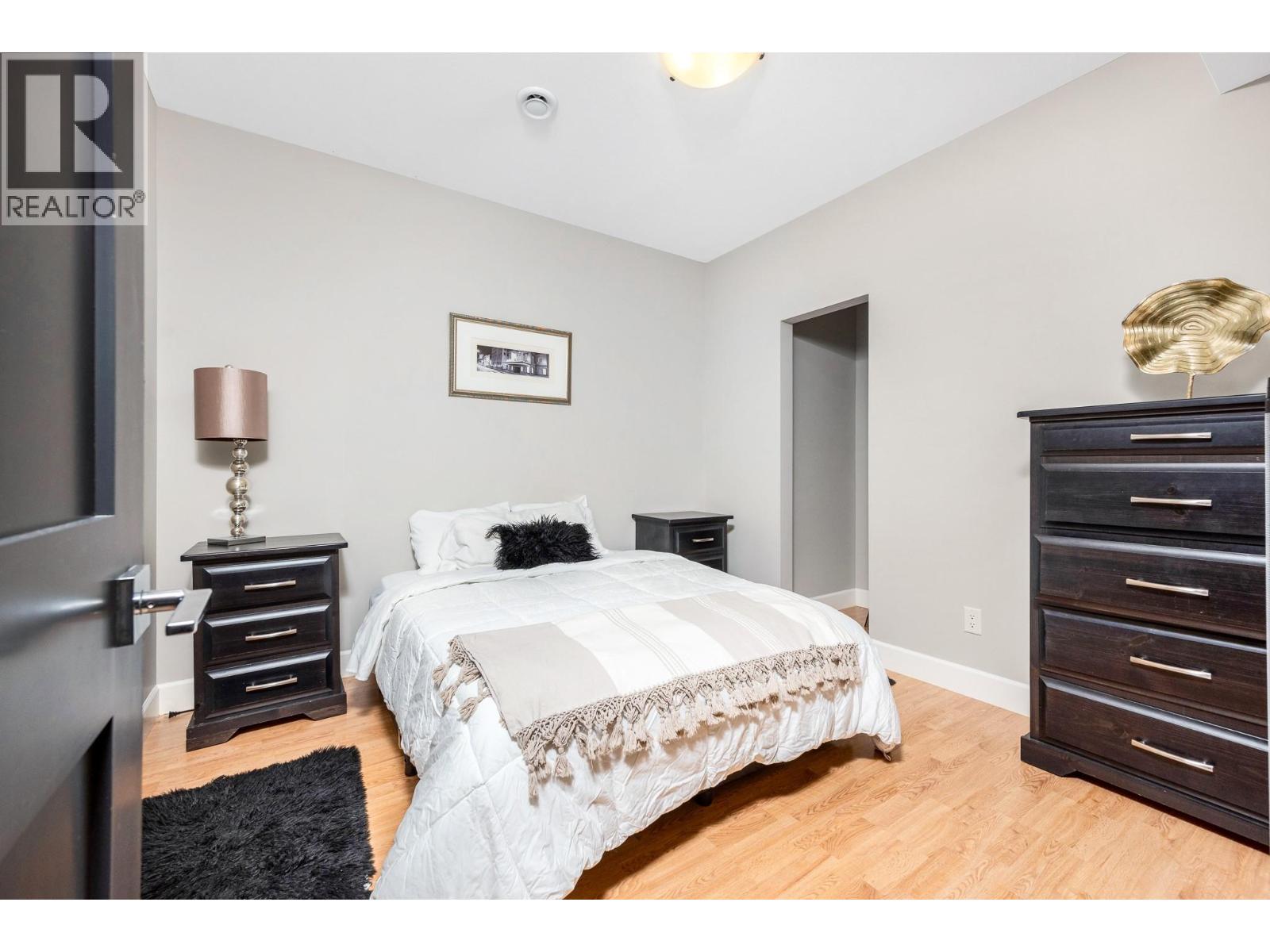 2328 Arthur Court - 50