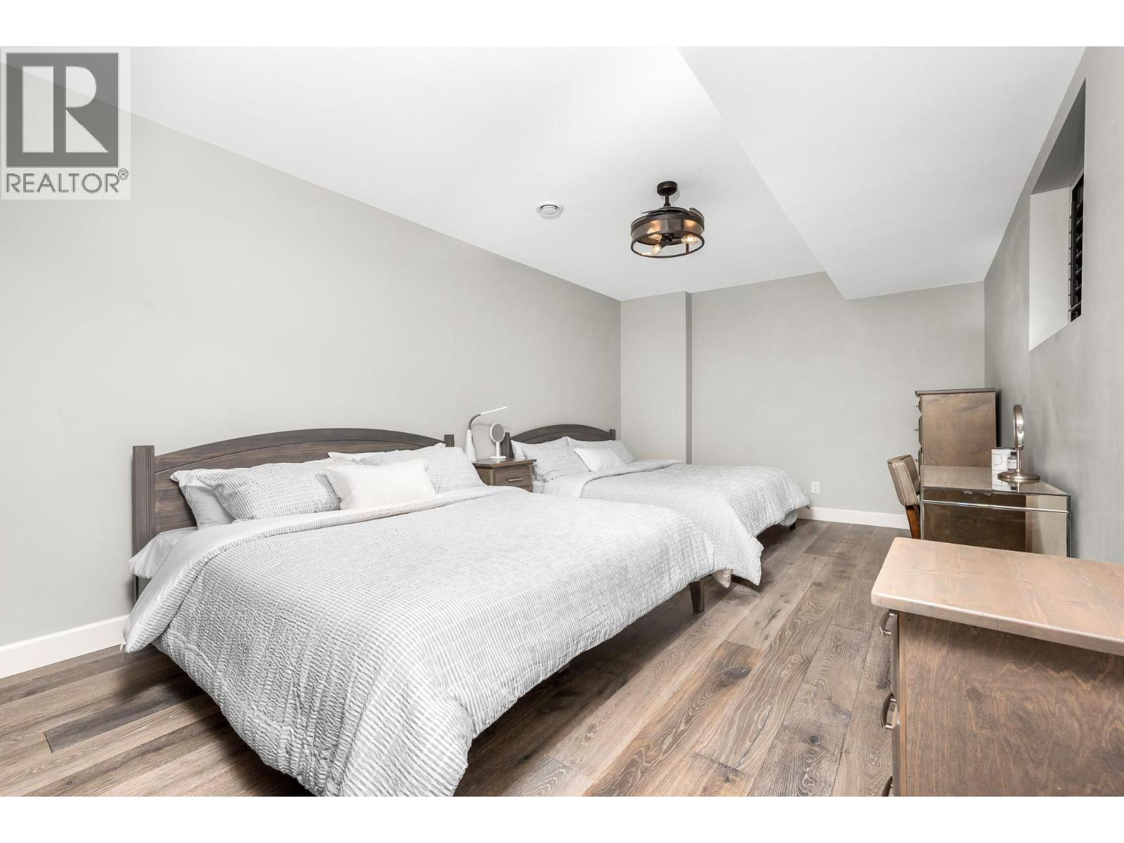 2328 Arthur Court - 47