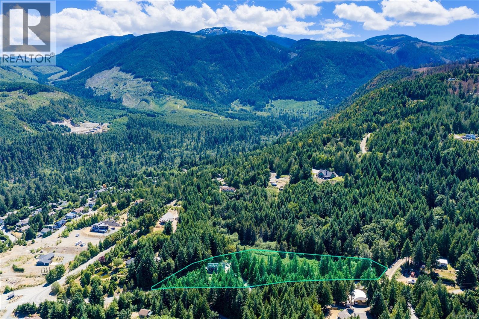 1691 Meadowood Way, Qualicum Beach