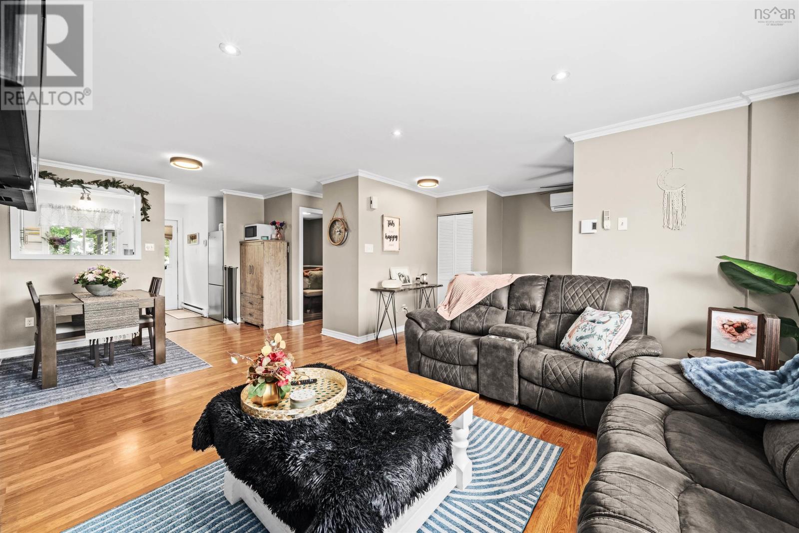 Property 4 of 33 of 32 Merrimac Drive