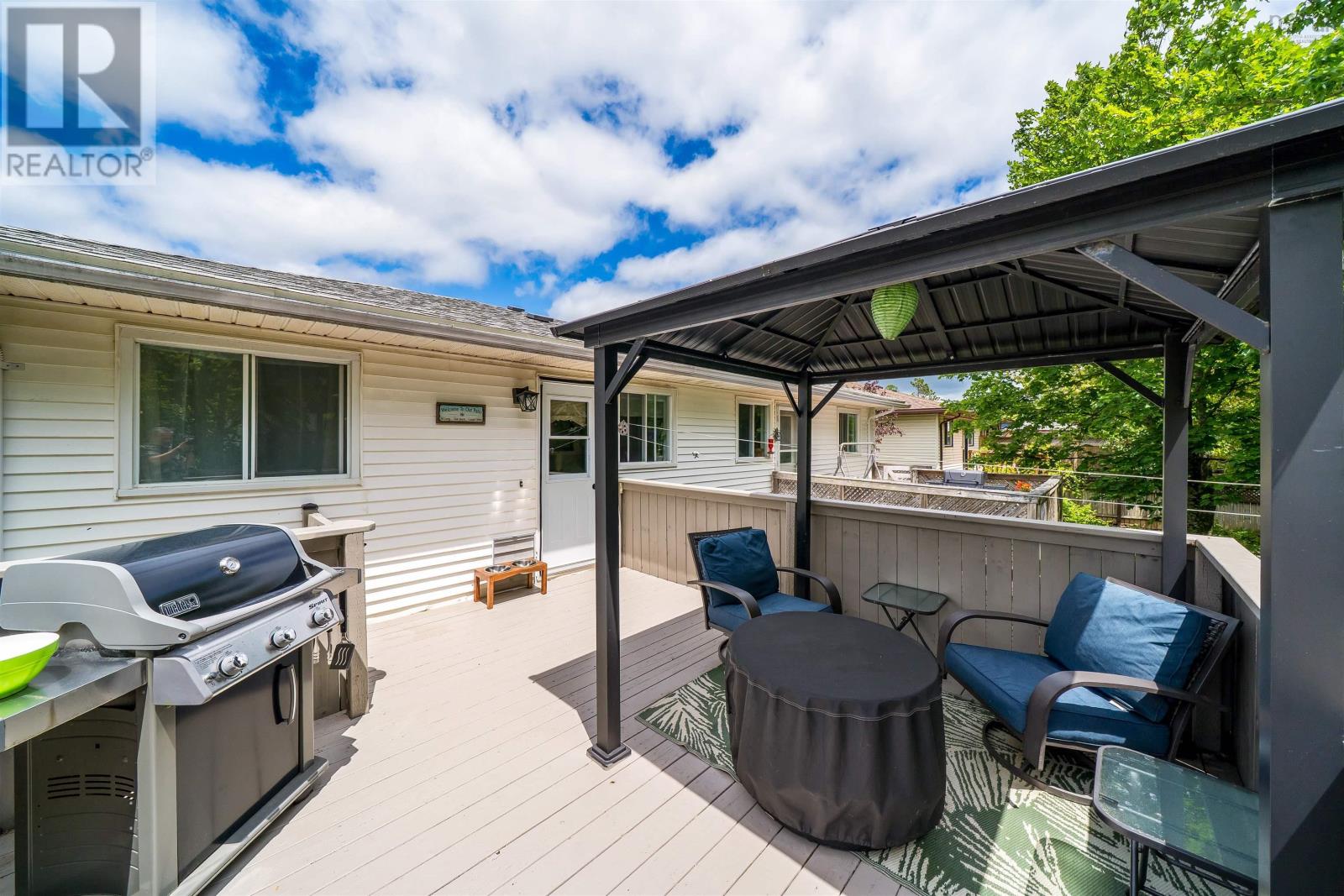 Property 25 of 33 of 32 Merrimac Drive