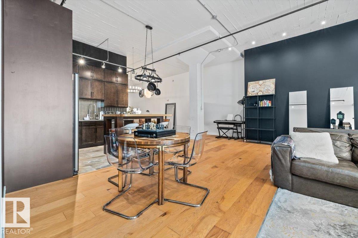 #237 10309 107 ST NW - 13