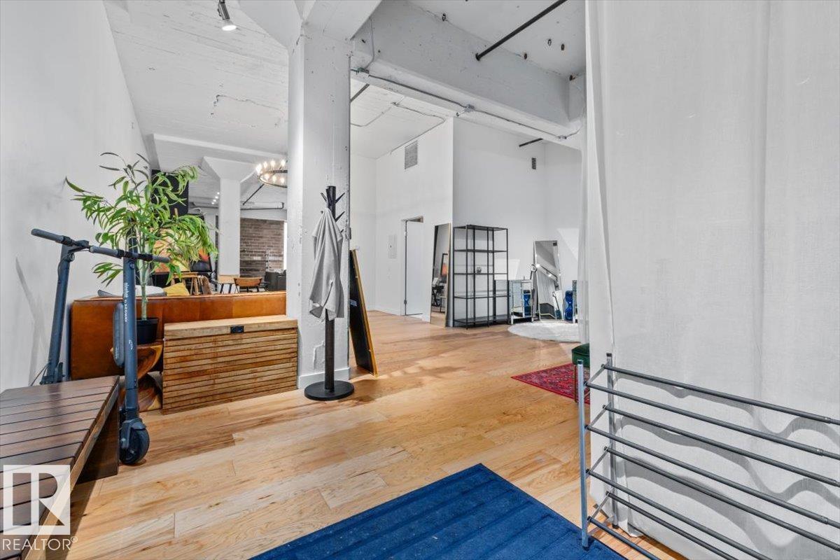 #237 10309 107 ST NW - 2