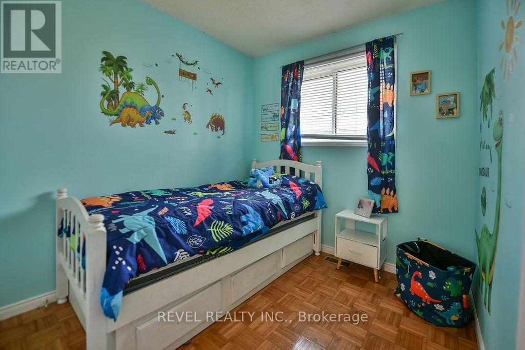 284 JOSEPH STREET - 17