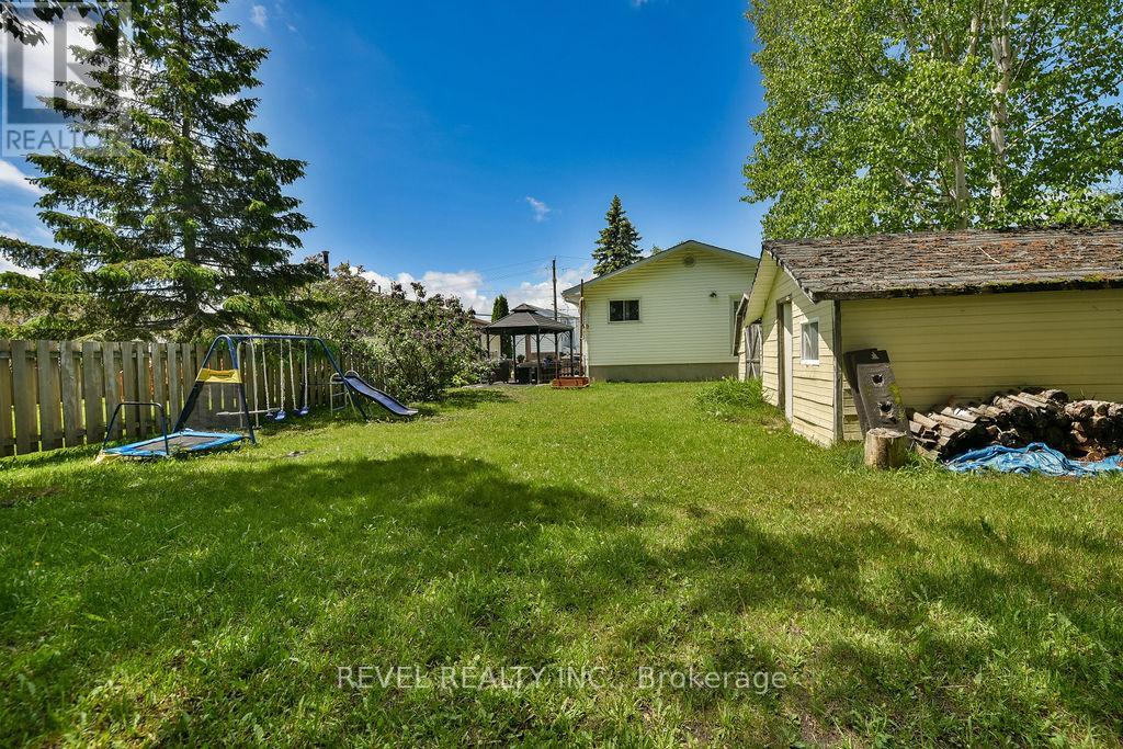 284 JOSEPH STREET - 35