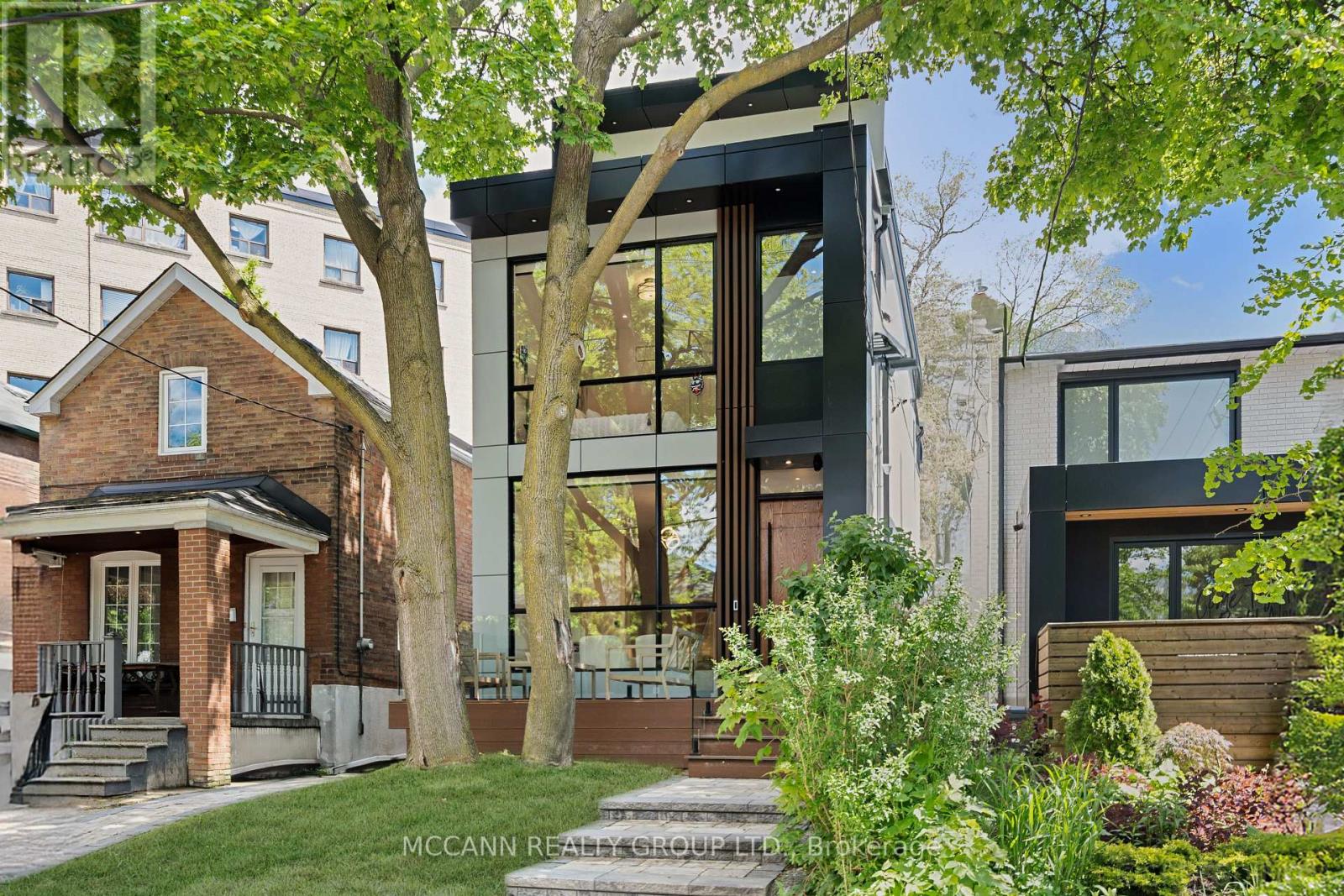 311 WYCHWOOD AVENUE - 1