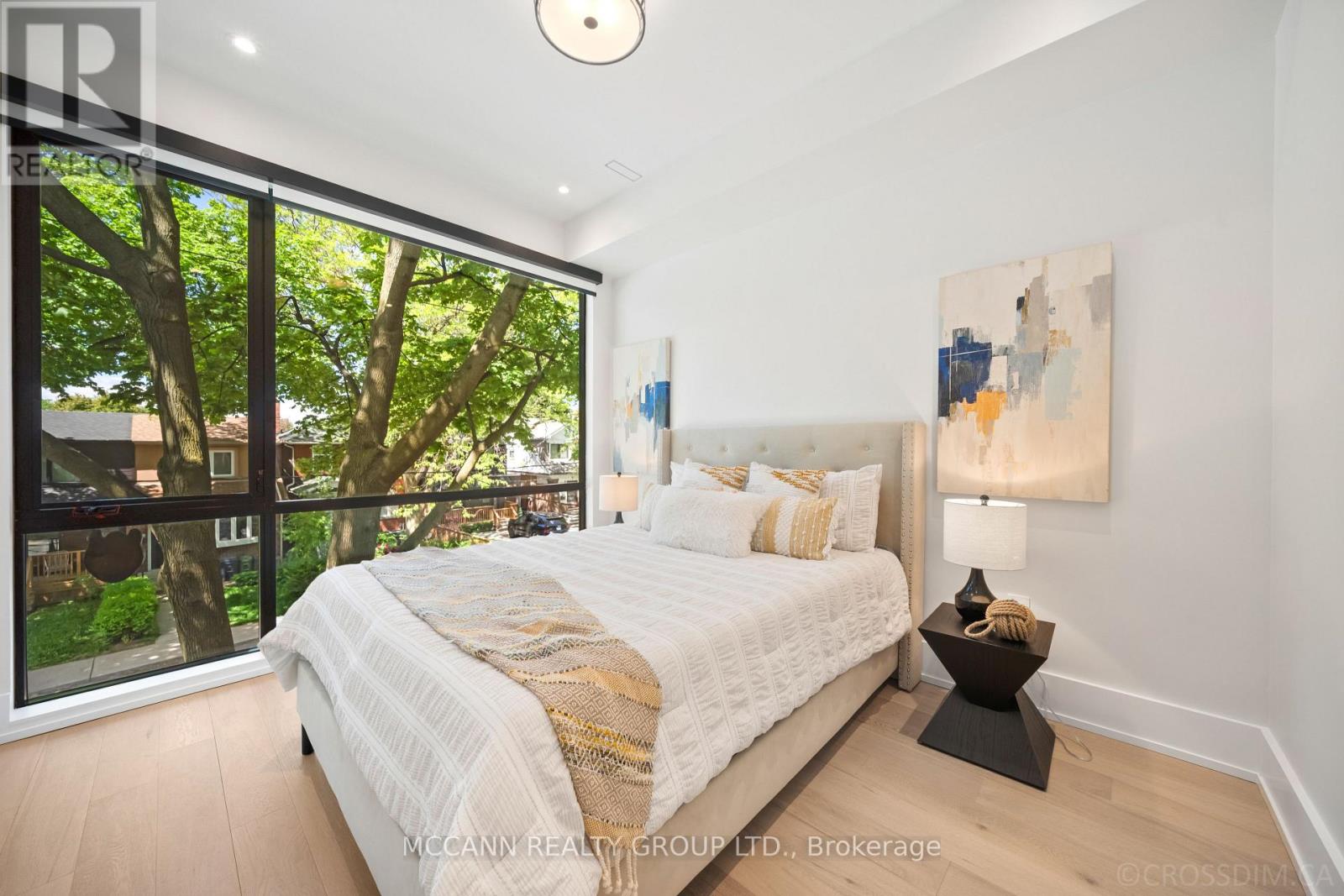 311 WYCHWOOD AVENUE - 20