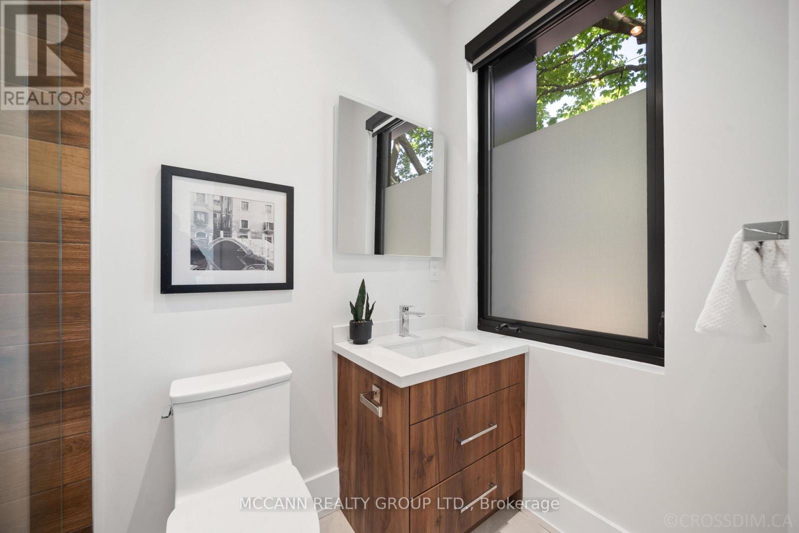 311 WYCHWOOD AVENUE - 22