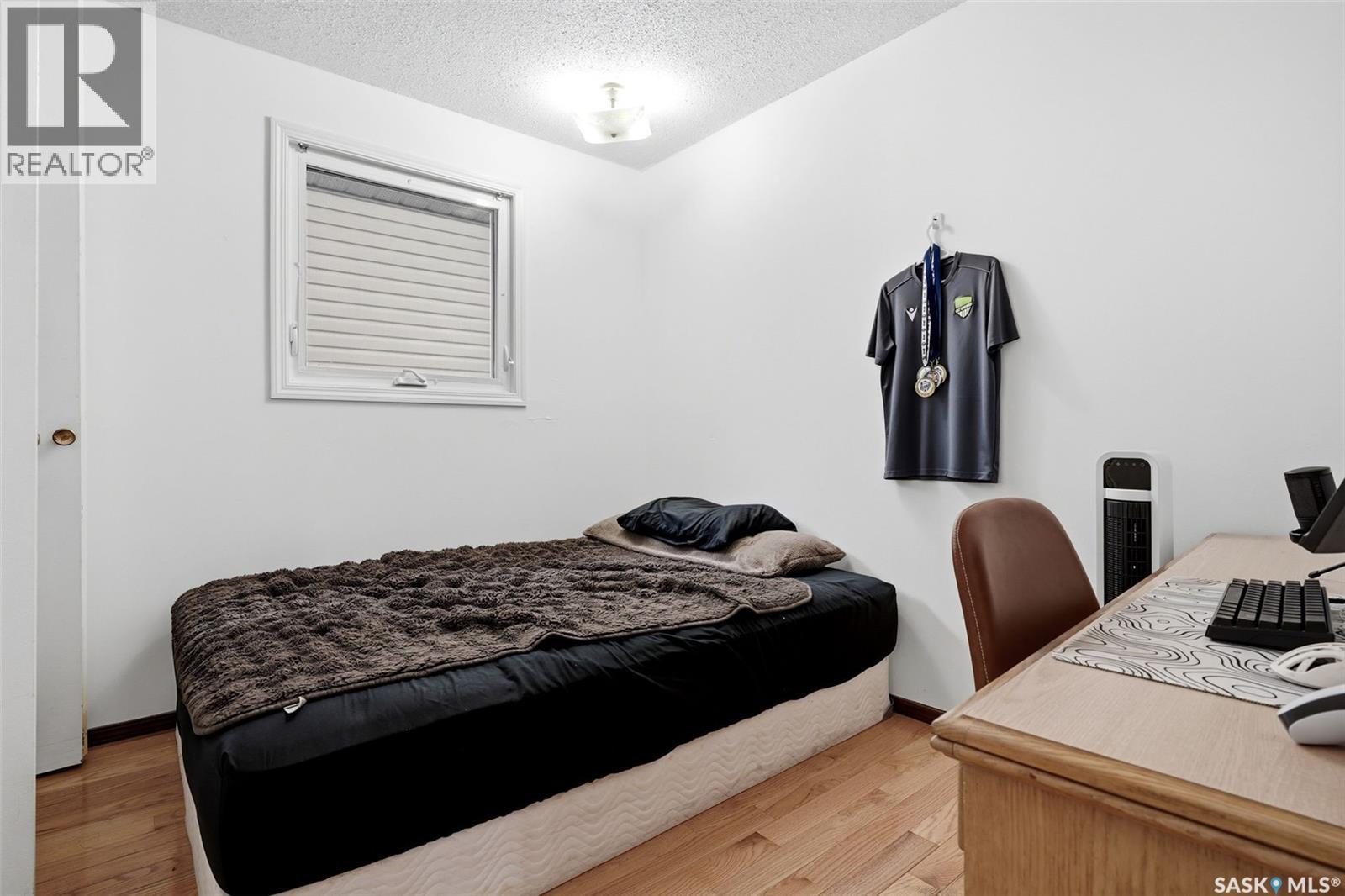 2949 Grant ROAD - 20