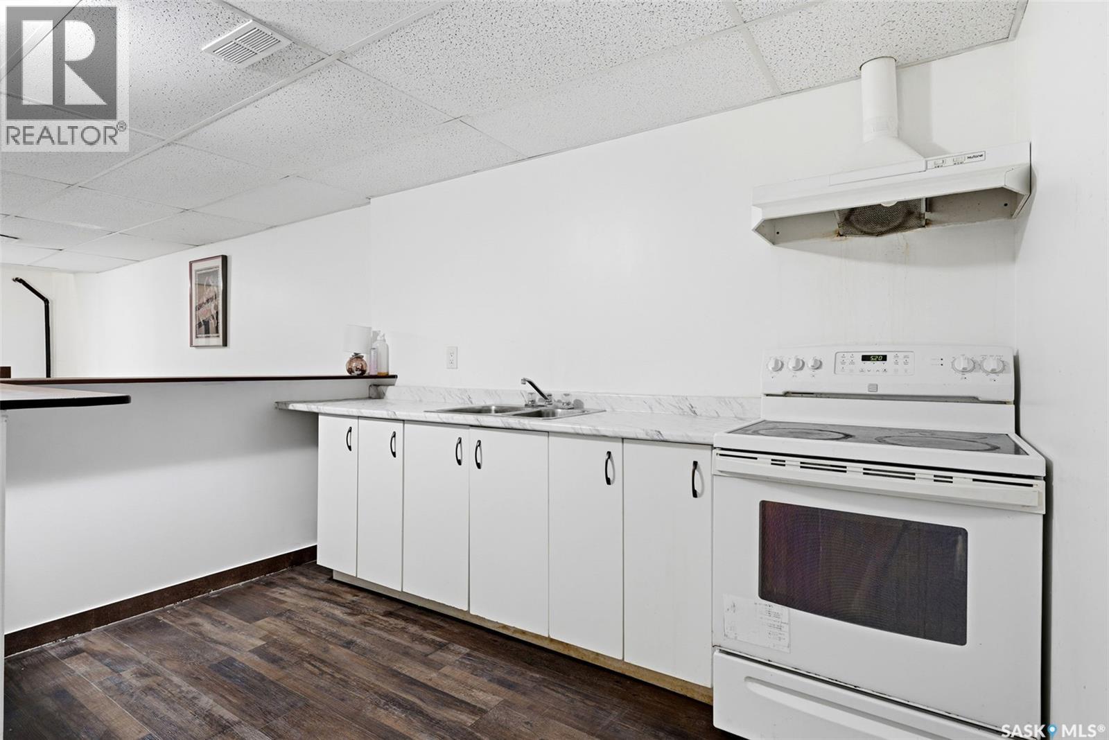 2949 Grant ROAD - 26