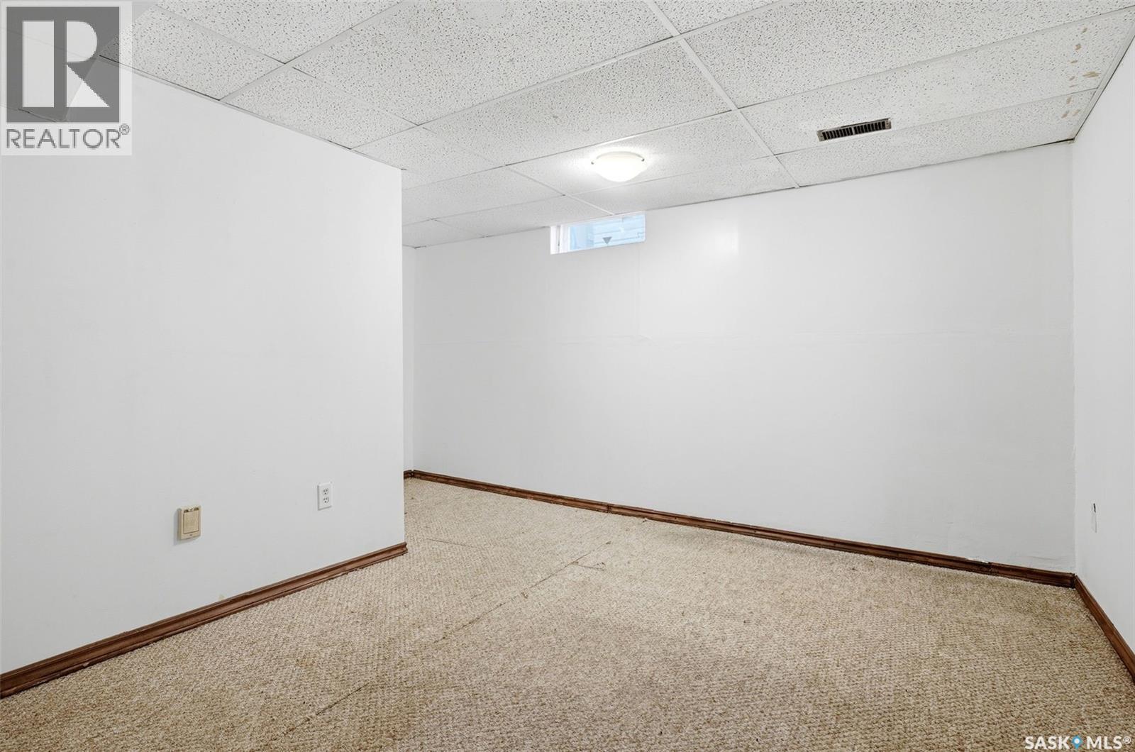 2949 Grant ROAD - 29