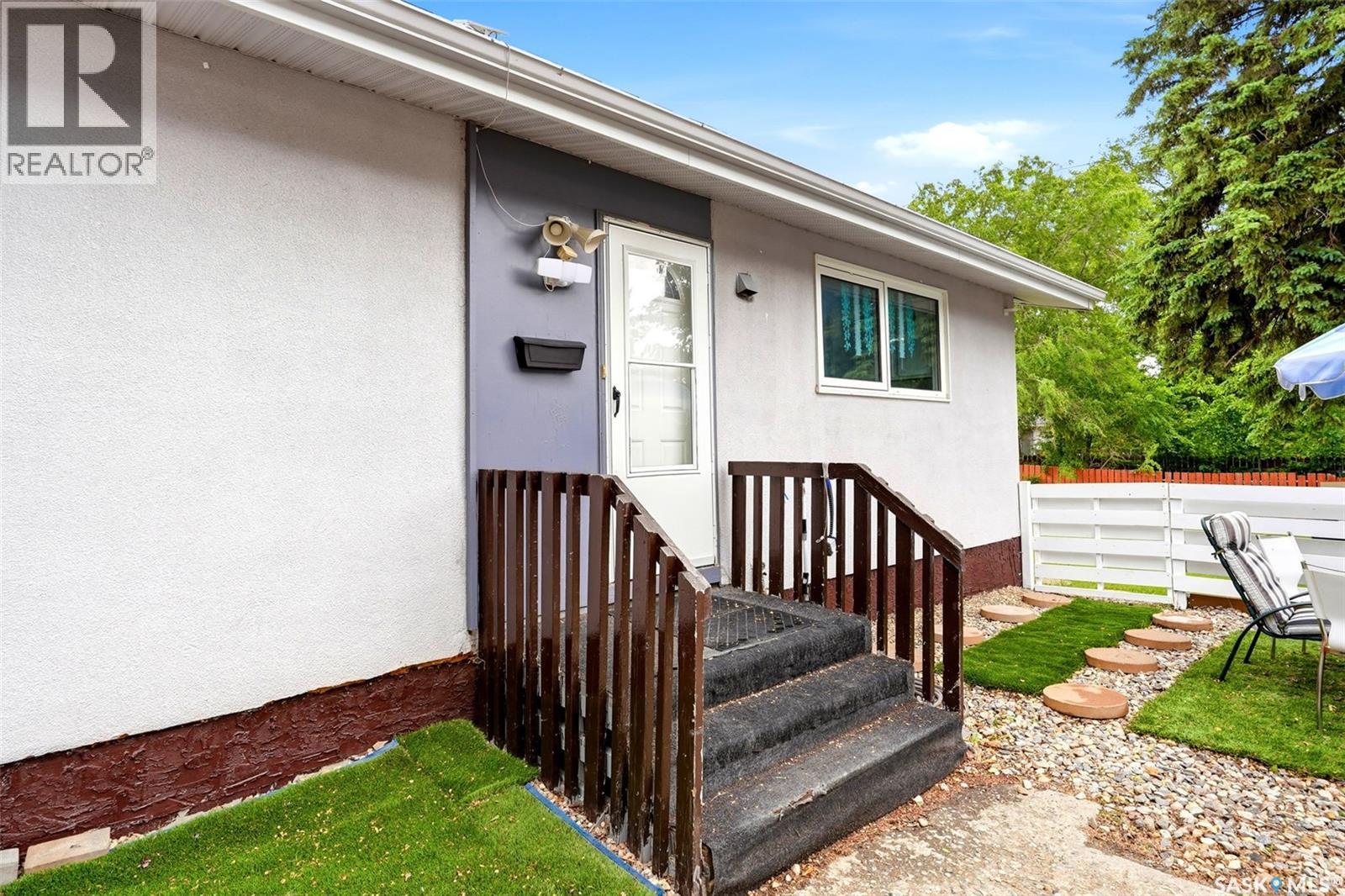 2949 Grant ROAD - 34