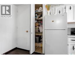 Kitchen - 2949 Grant Road, Regina, SK S4S5G6 Photo 11