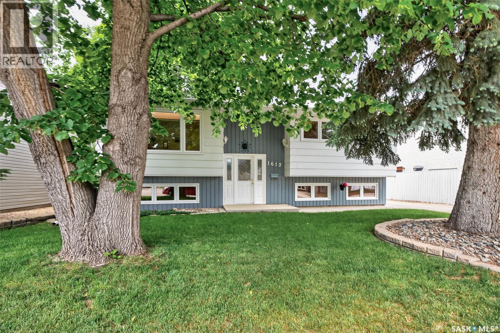 1612 Rutherford STREET - photo 2