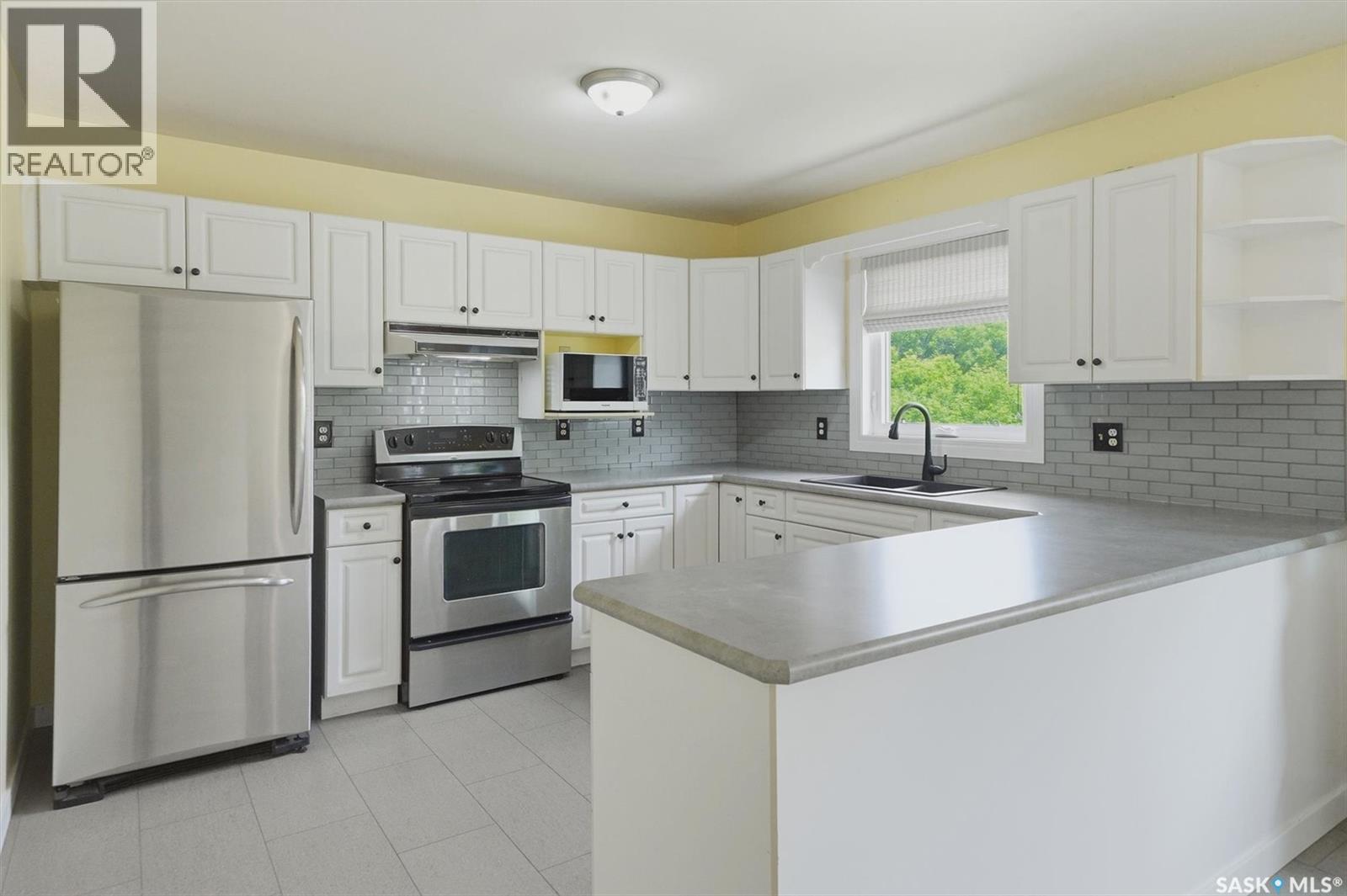 343 Ike Thiessen Road - photo 3