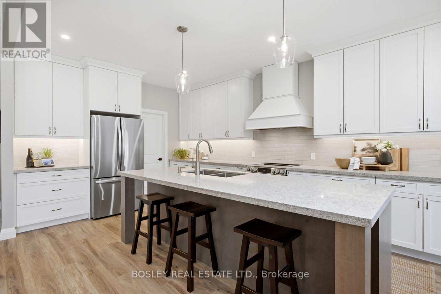 3922 KENNEDY ROAD - 12