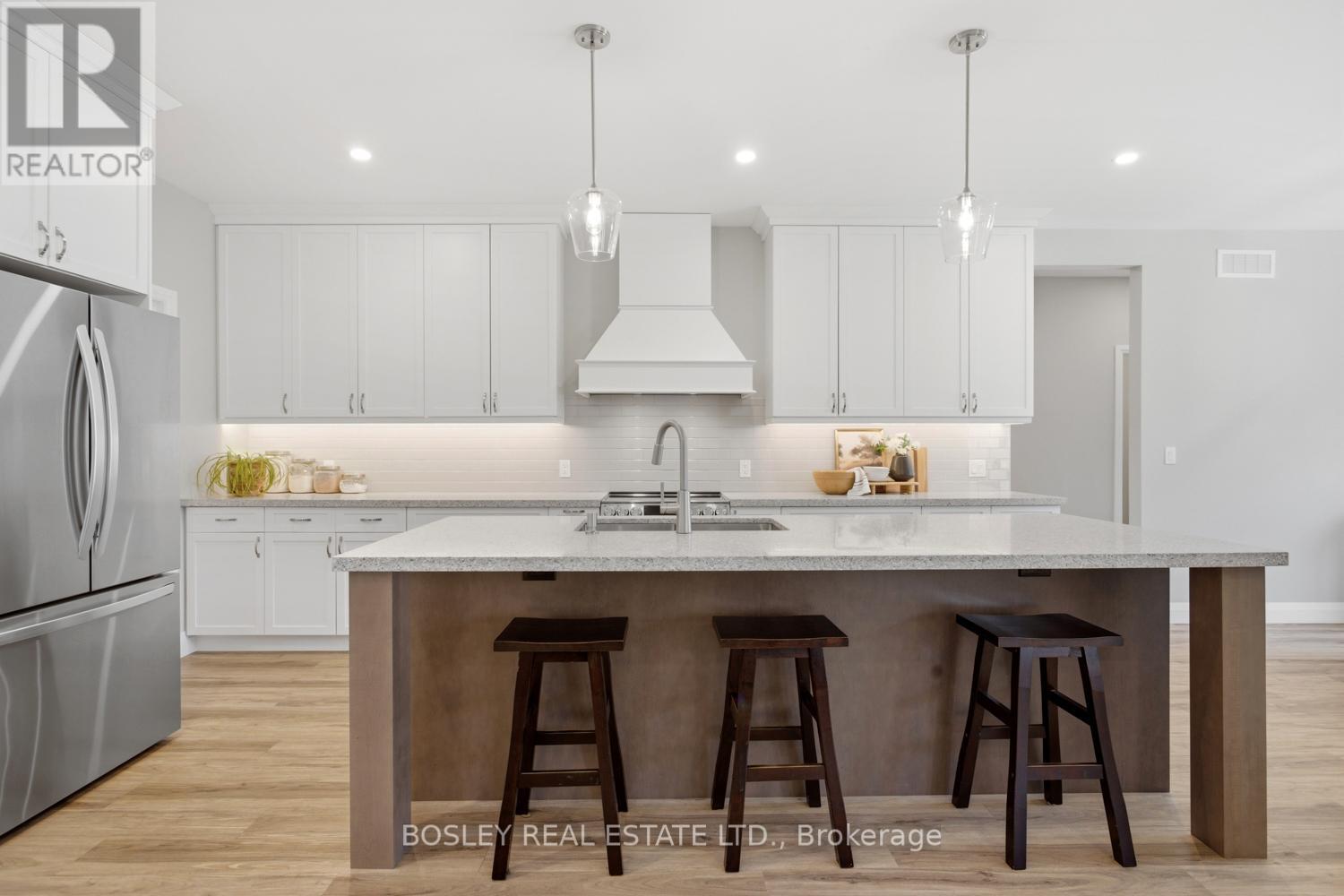 3922 KENNEDY ROAD - 13