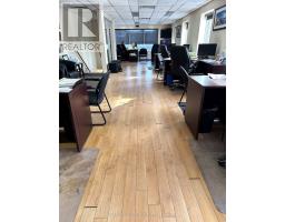 2nd Floor - 484 Danforth Avenue N, Toronto, ON M4K1P6 Photo 9