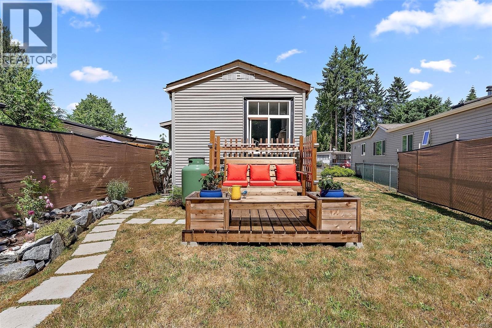 #21 3449 Hallberg Rd - 11