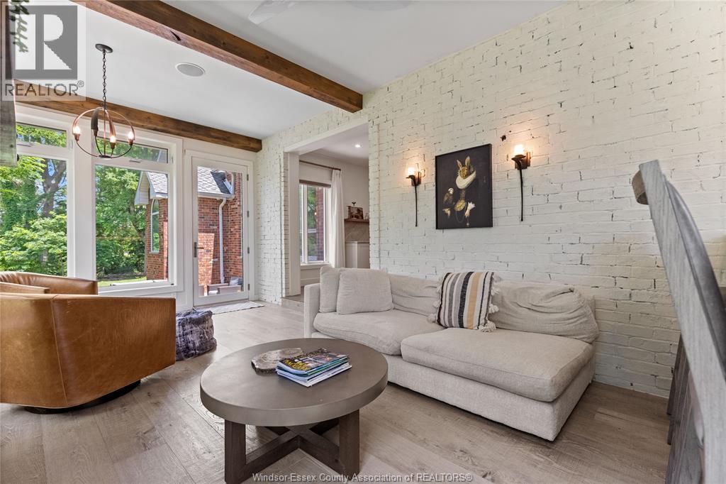 261 RUGGABER DRIVE - 23