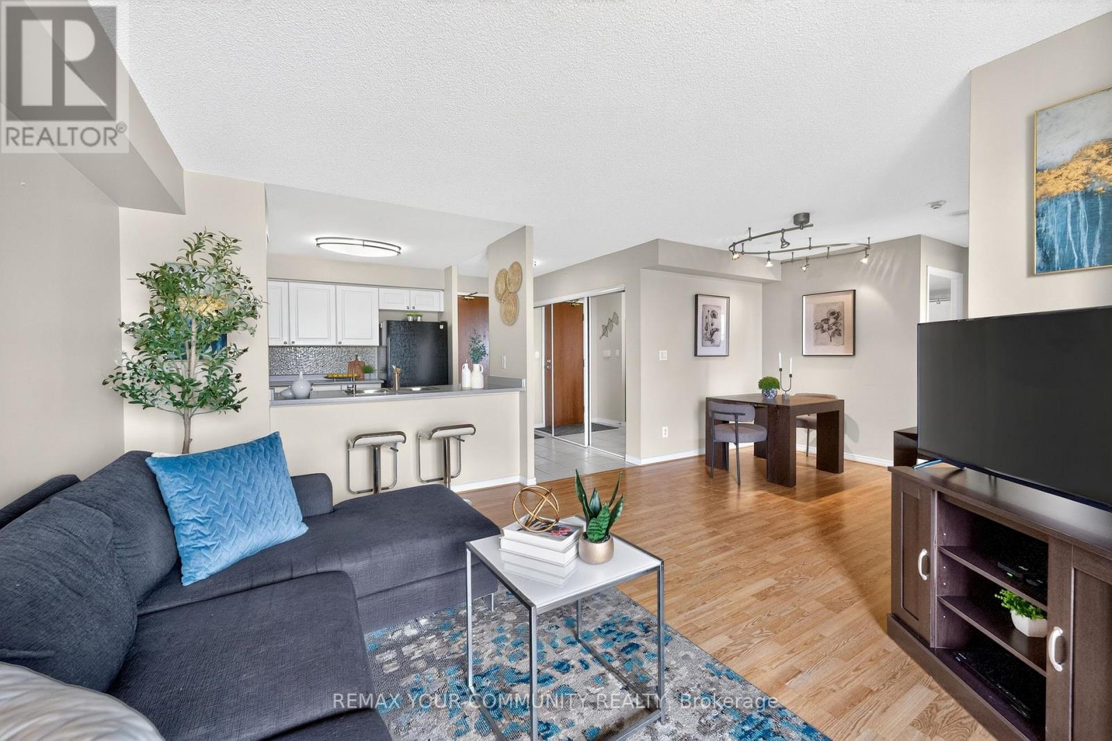 #721 3 ELLESMERE STREET - 14