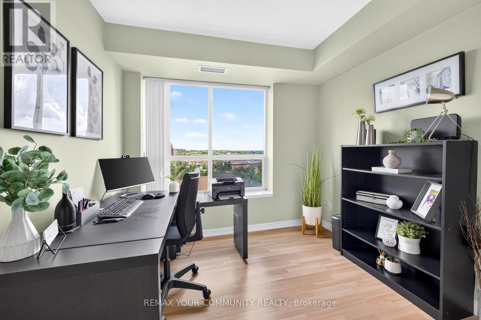 #721 3 ELLESMERE STREET - 27