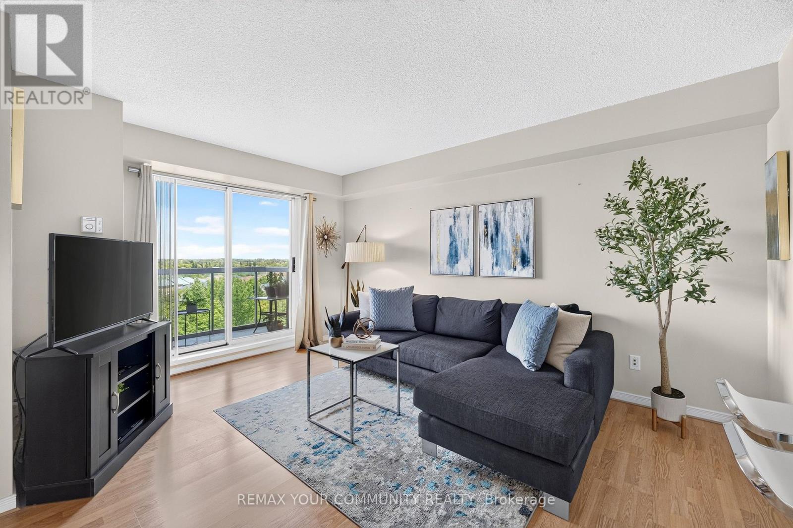 #721 3 ELLESMERE STREET - 7