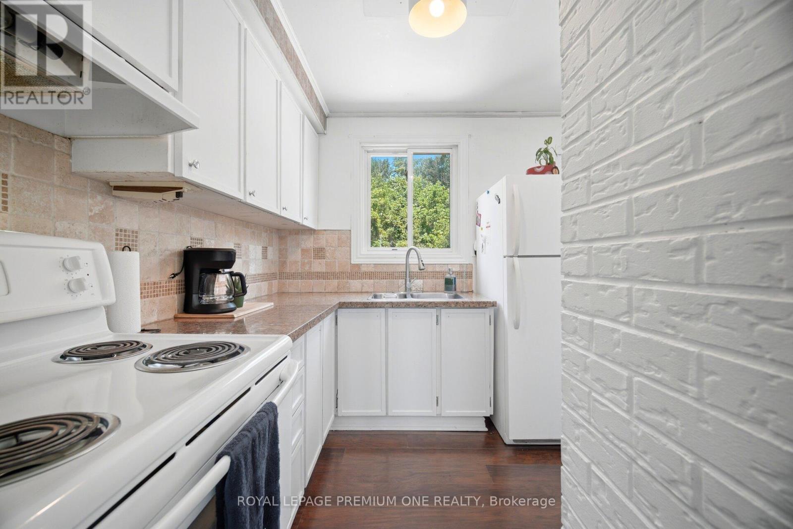 710 ROSE LANE - 18