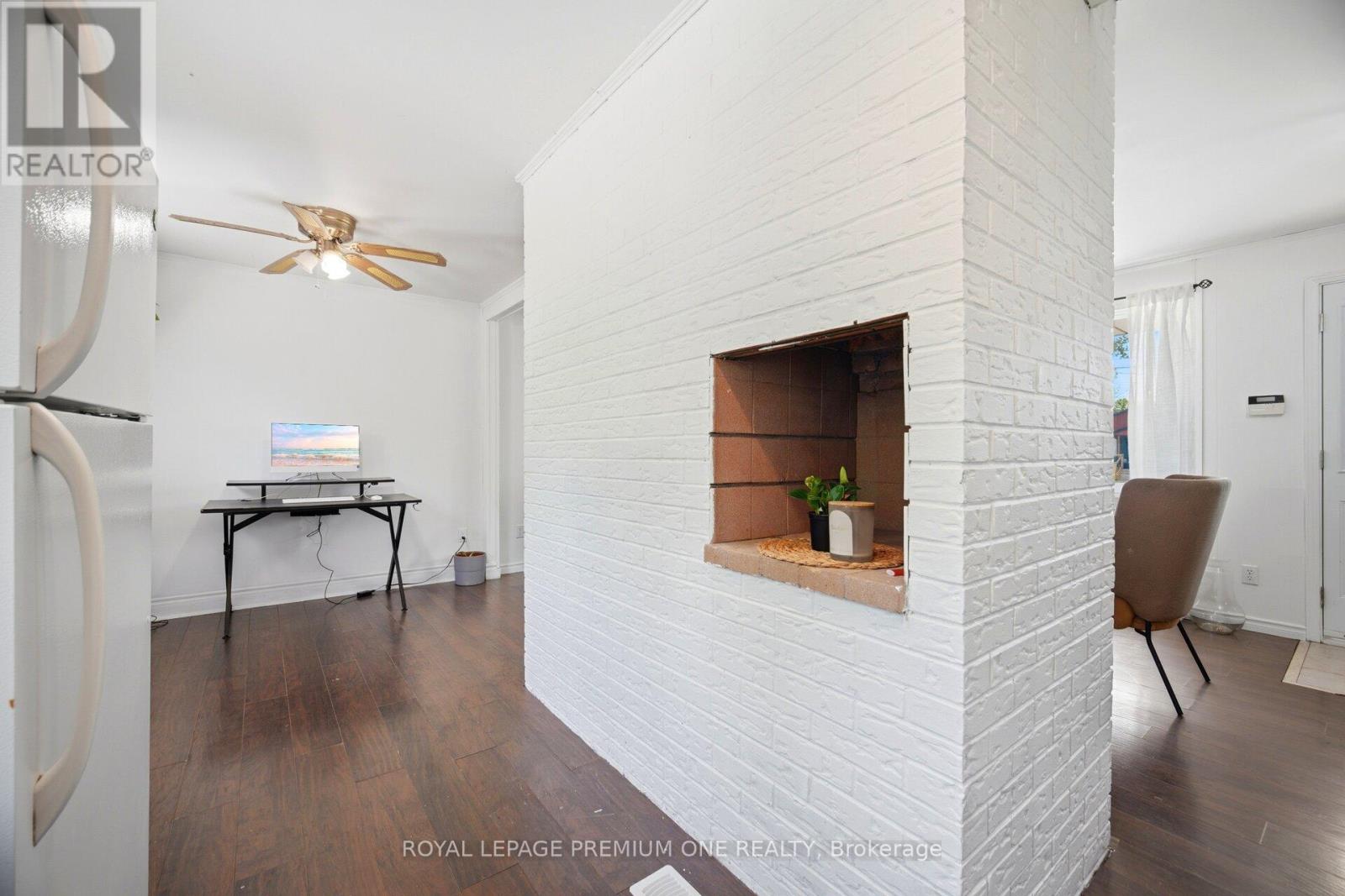 710 ROSE LANE - 19