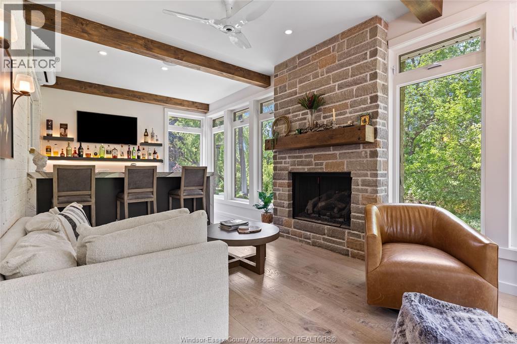 261 RUGGABER DRIVE - 25