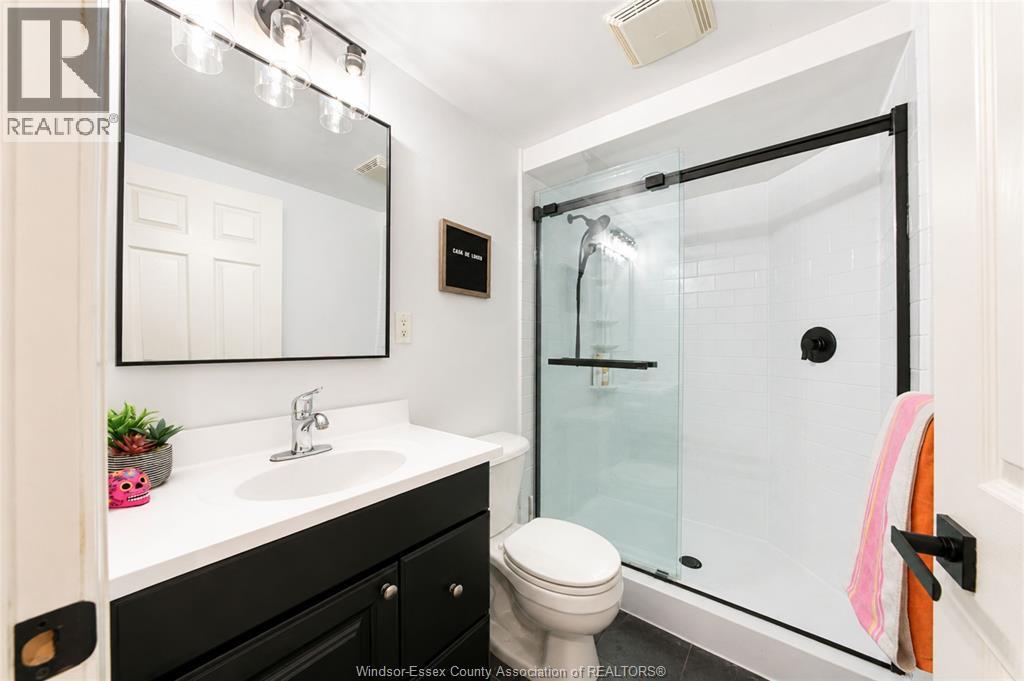 3939 LONGFELLOW - 31