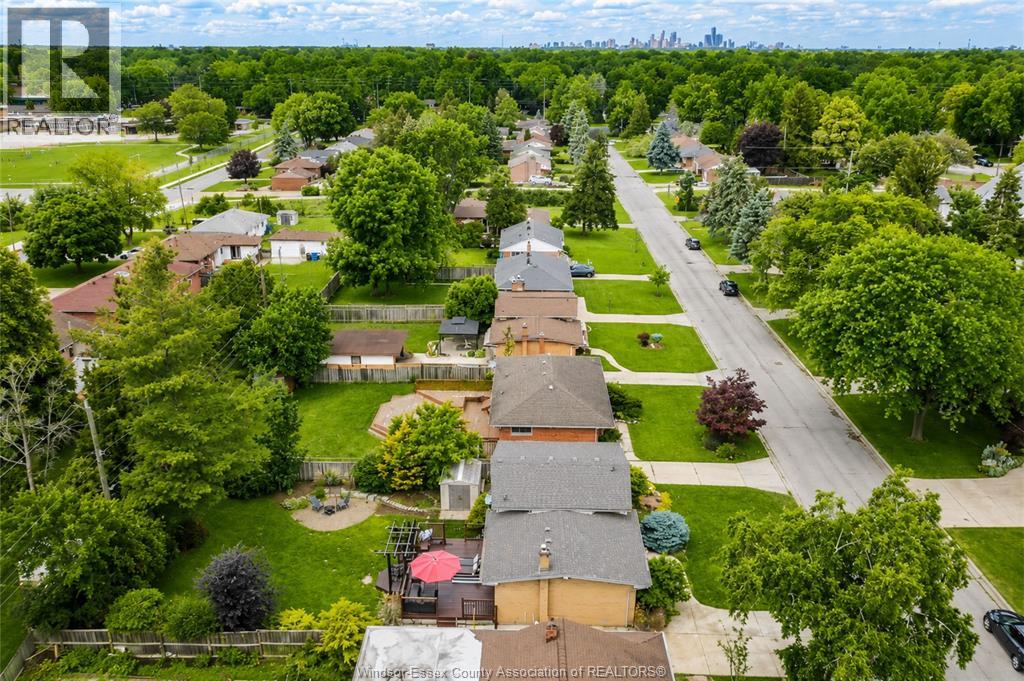 3939 LONGFELLOW - 47