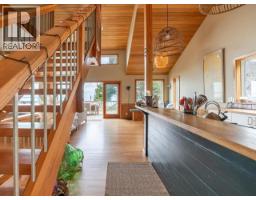 1772 Vancouver Blvd, Savary Island, BC V0N2G0 Photo 12