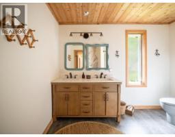 1772 Vancouver Blvd, Savary Island, BC V0N2G0 Photo 29