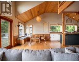 4pc Bathroom - 1772 Vancouver Blvd, Savary Island, BC V0N2G0 Photo 6