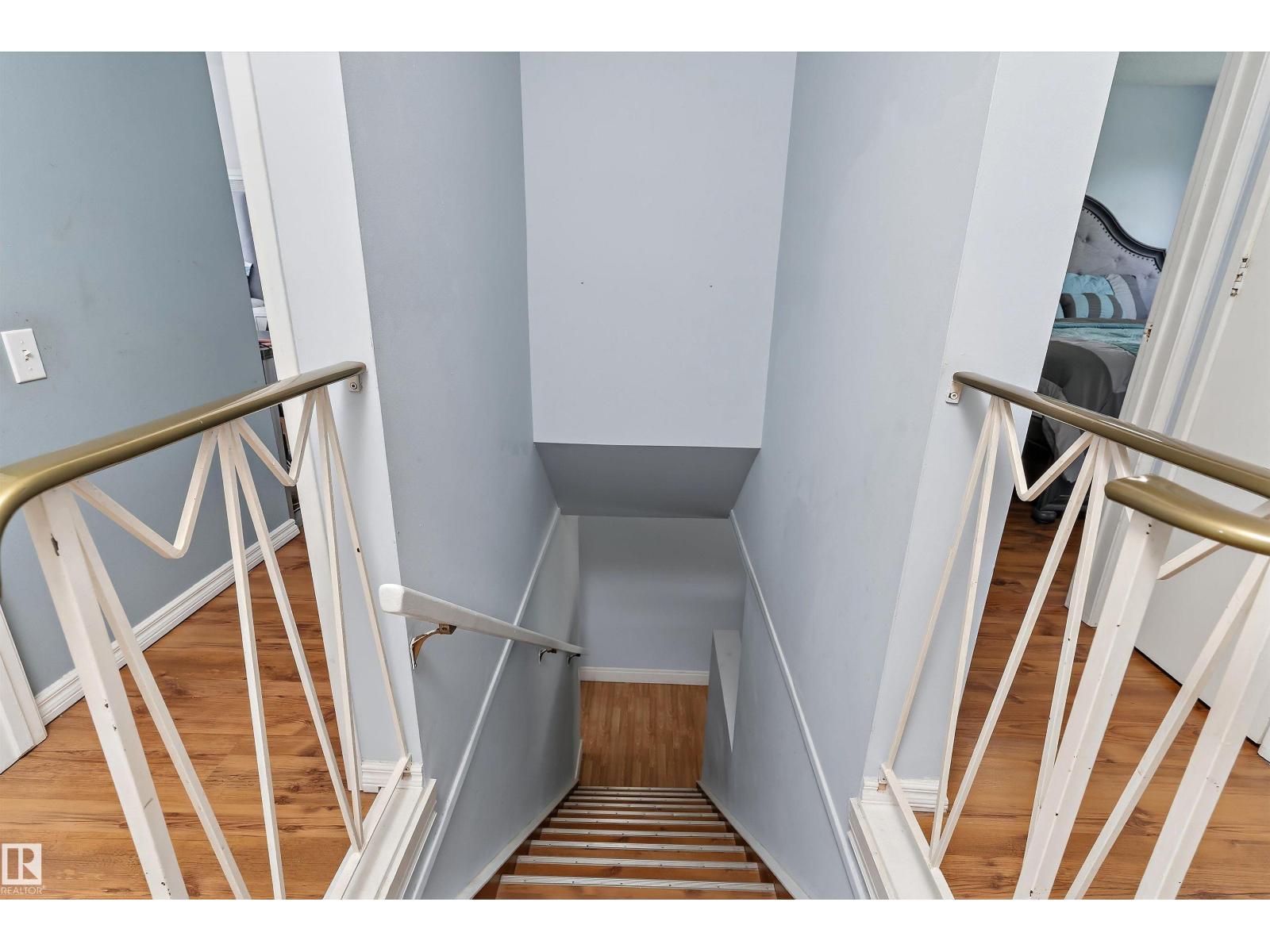 113 MAYFAIR MEWS ME NW — photo 13