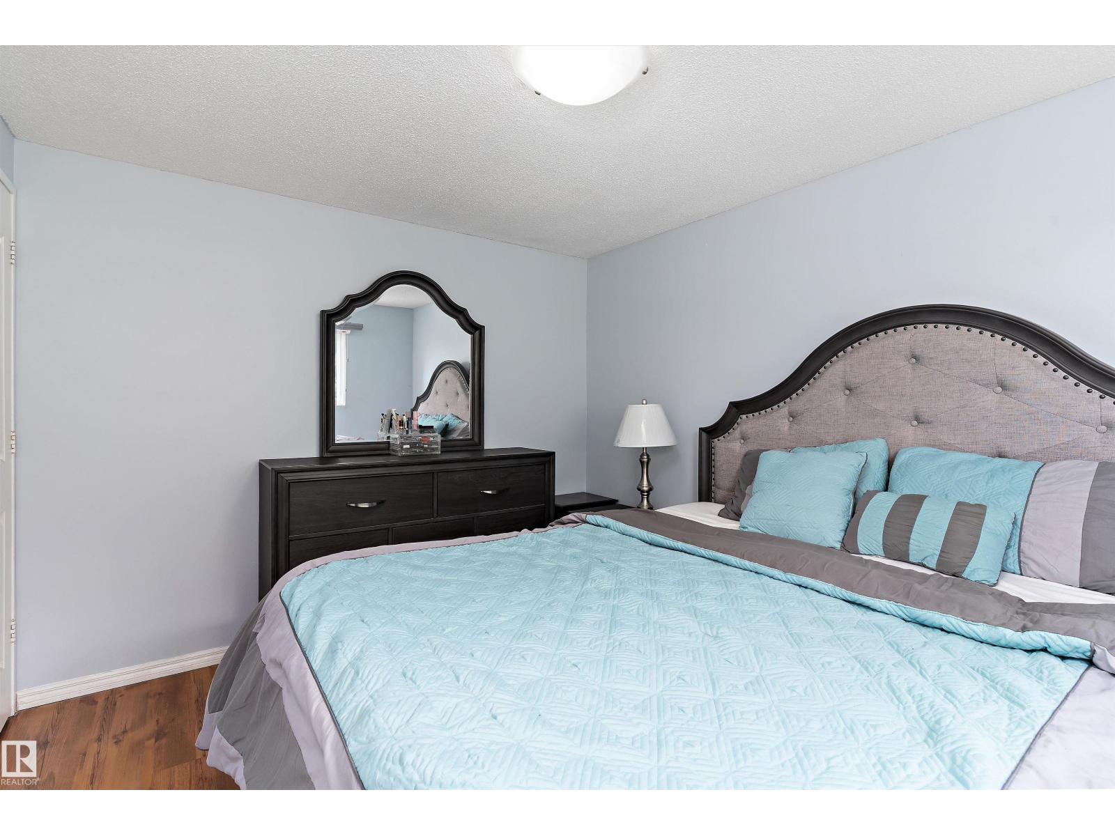 113 MAYFAIR MEWS ME NW — photo 15