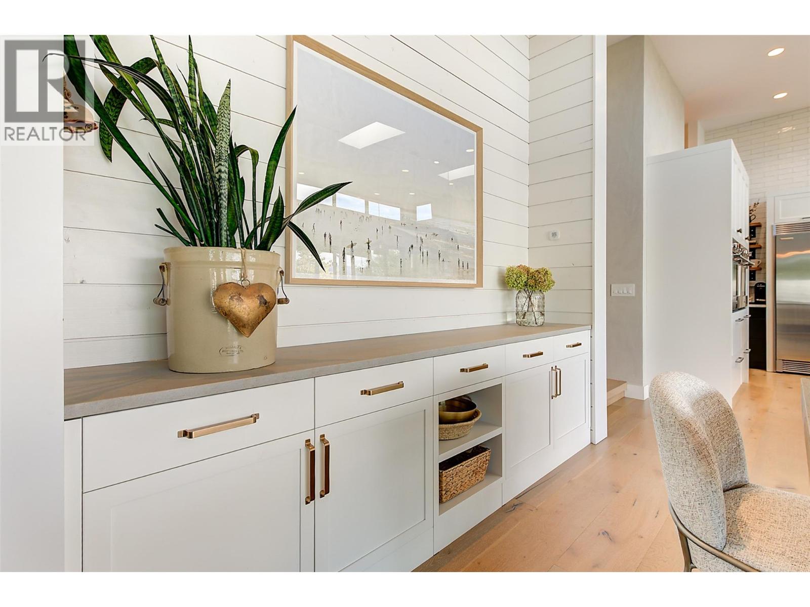  763 Barnaby Road, Kelowna