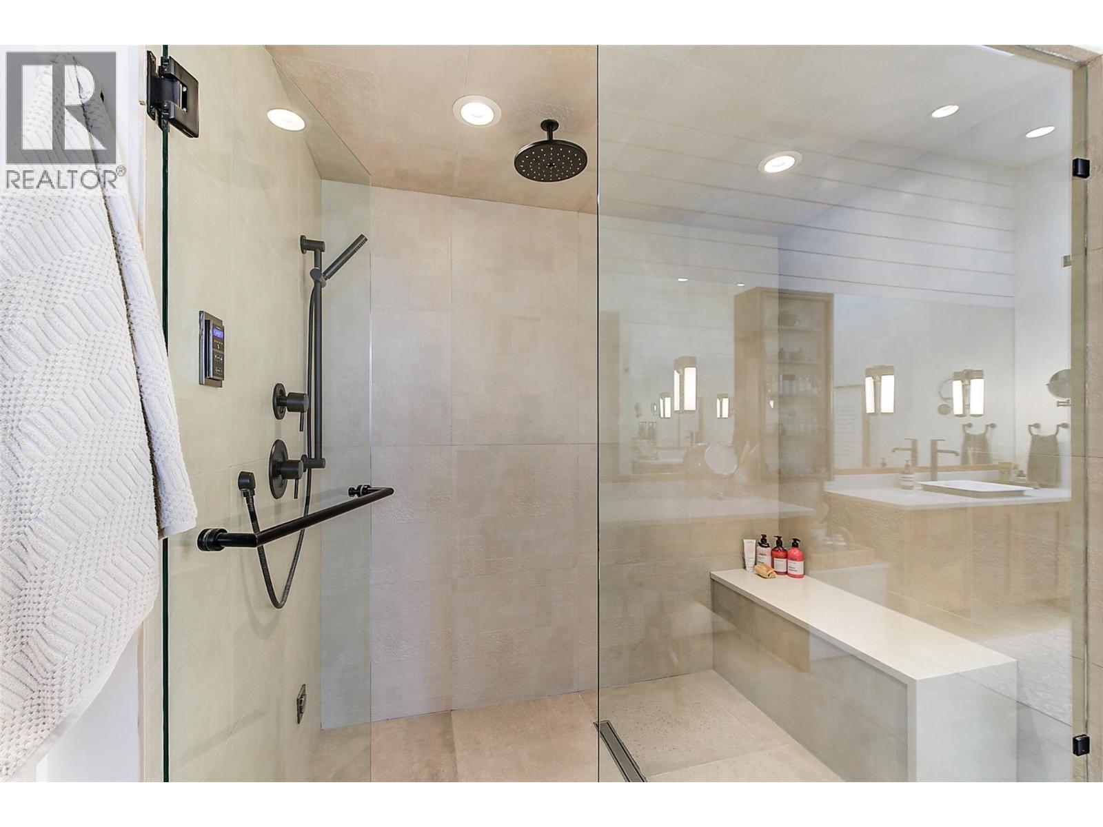  763 Barnaby Road, Kelowna