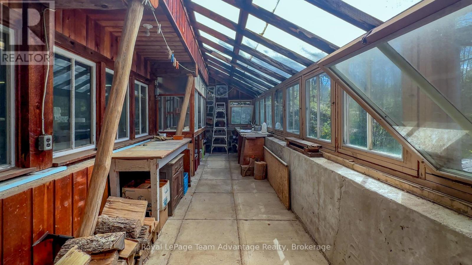 315 LORIMER LAKE ROAD - 23
