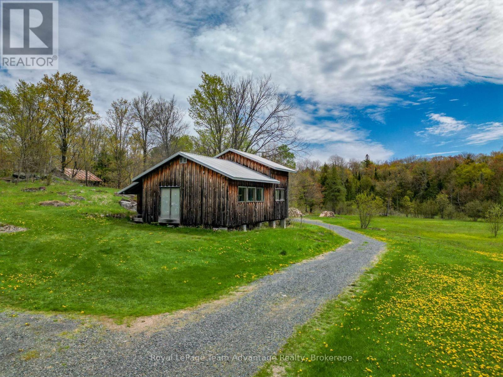 315 LORIMER LAKE ROAD - 27