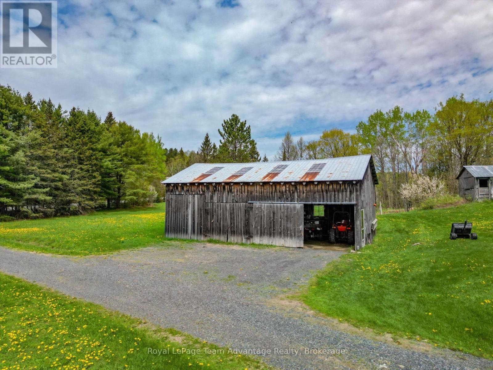 315 LORIMER LAKE ROAD - 31