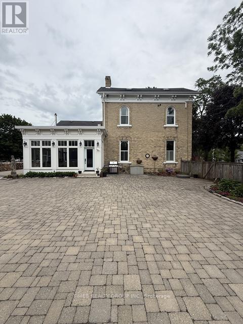220 HIBERNIA STREET - 24