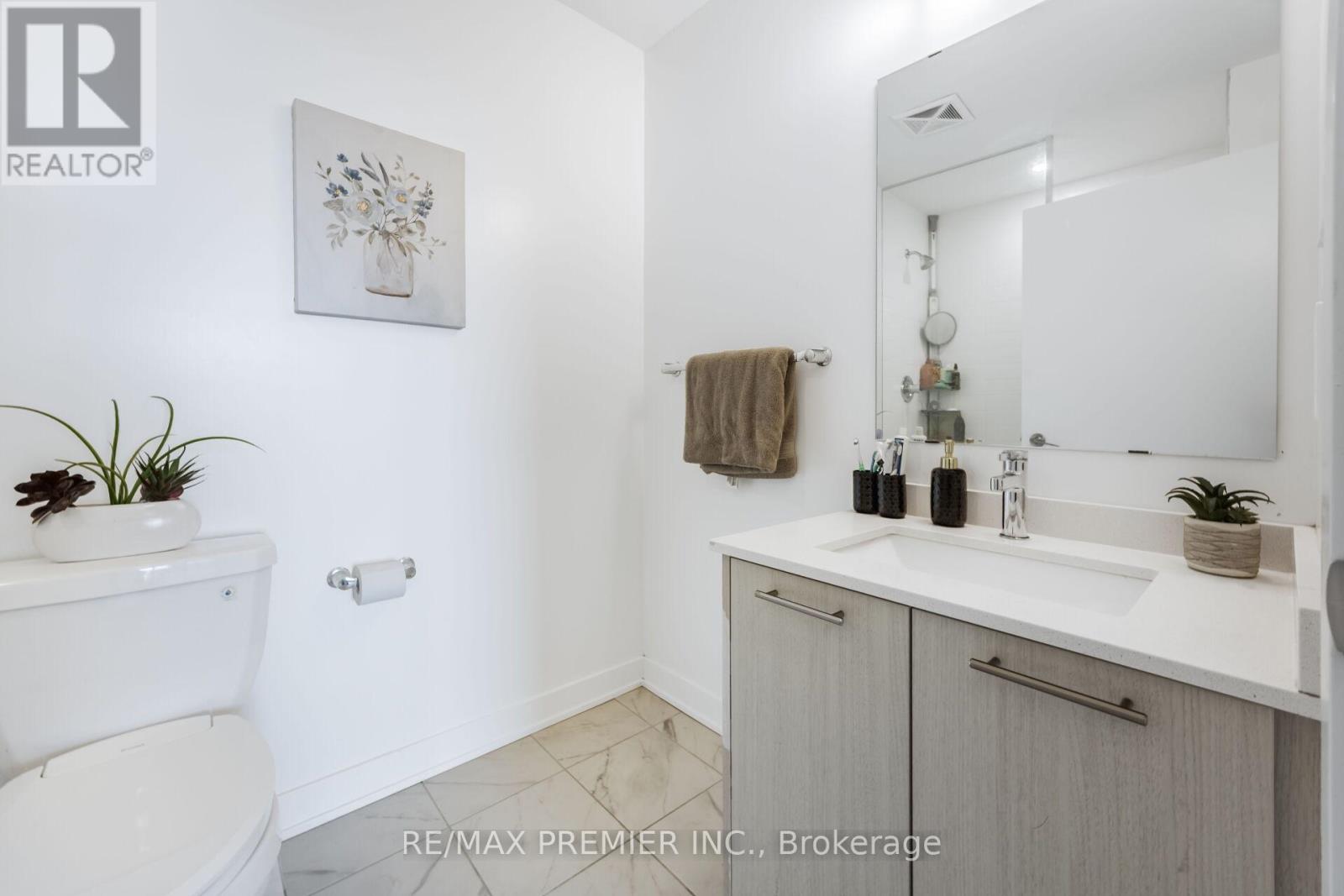 #510 1440 CLARRIAGE COURT - 27