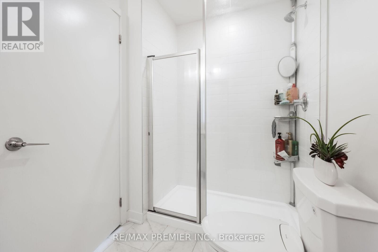 #510 1440 CLARRIAGE COURT - 28