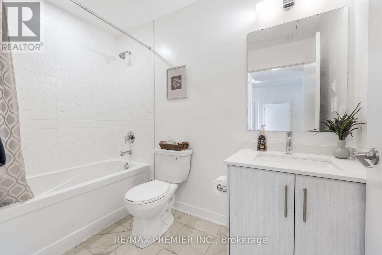 #510 1440 CLARRIAGE COURT - 29