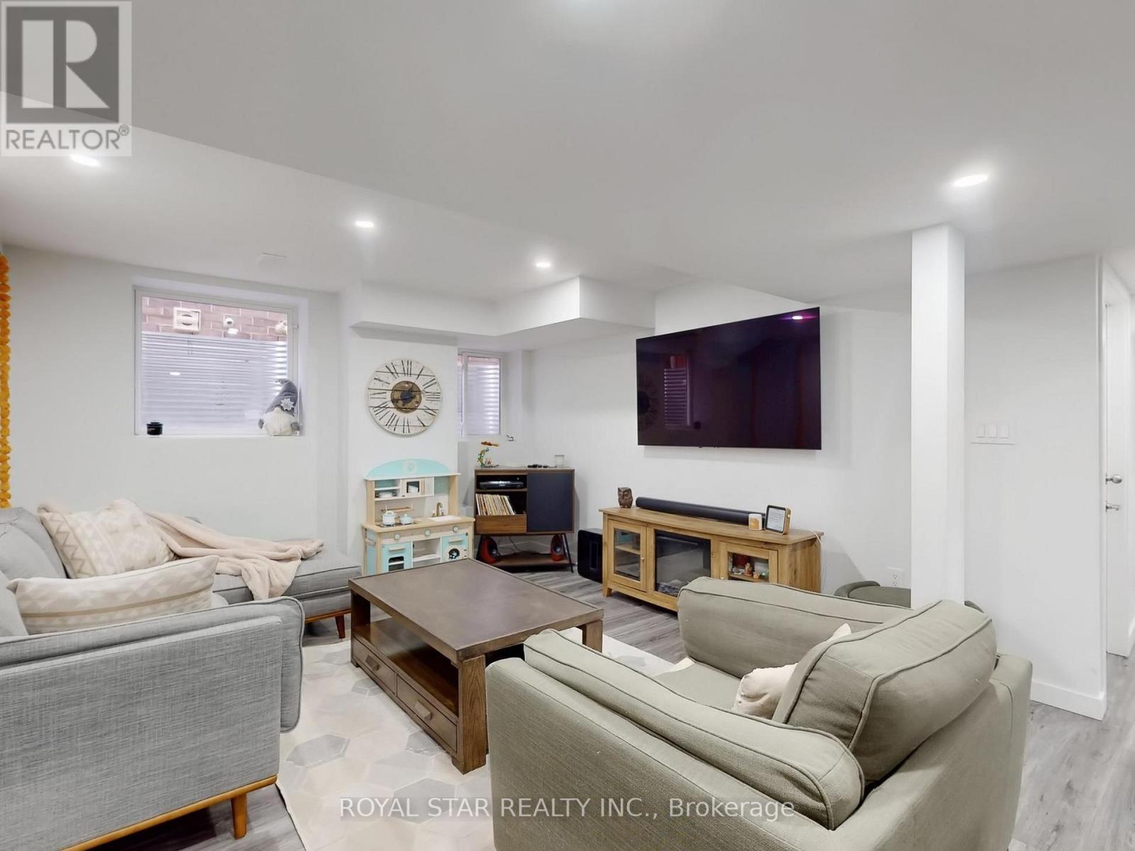 20 WALWORTH STREET - 37