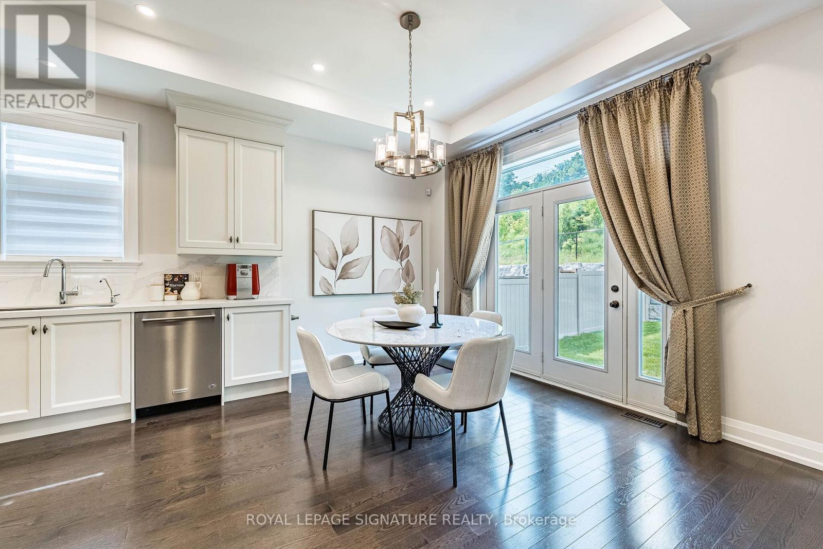 24 FOXTAIL COURT - 13